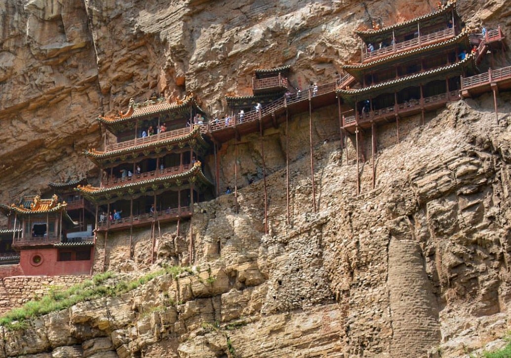 shanxi-weekend-tour-hanging-temple-yungang-grottoes shanxi-weekend-tour-hanging-temple-yungang-grottoes