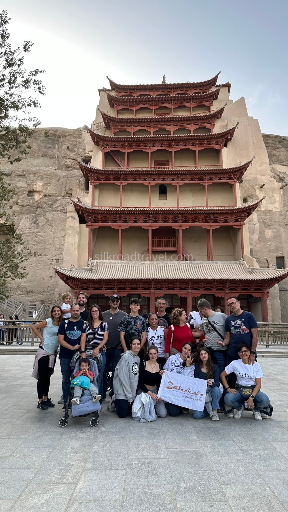 gansu-dunhuang-mogaoku-3