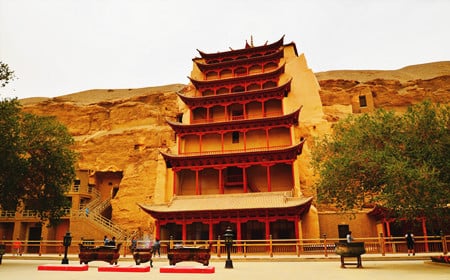 6-days-lanzhou-zhangye-jiayuguan-and-dunhuang-tour 6-days-lanzhou-zhangye-jiayuguan-and-dunhuang-tour