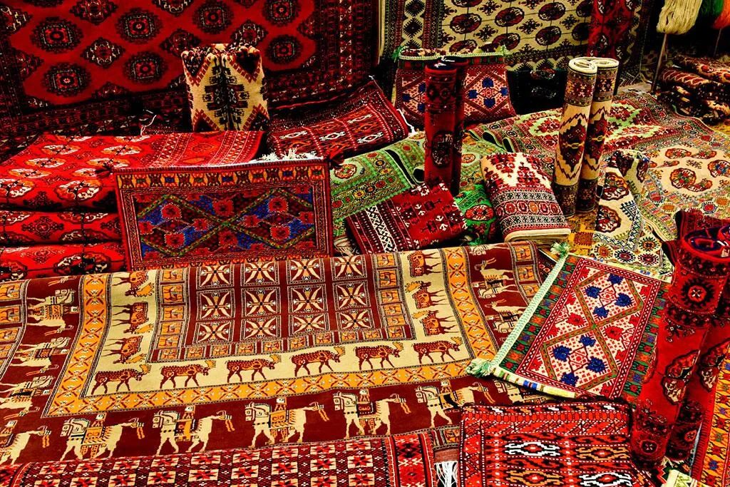 Shopping in Turkmenistan: Bazaar Bargains and Authentic Souvenirs