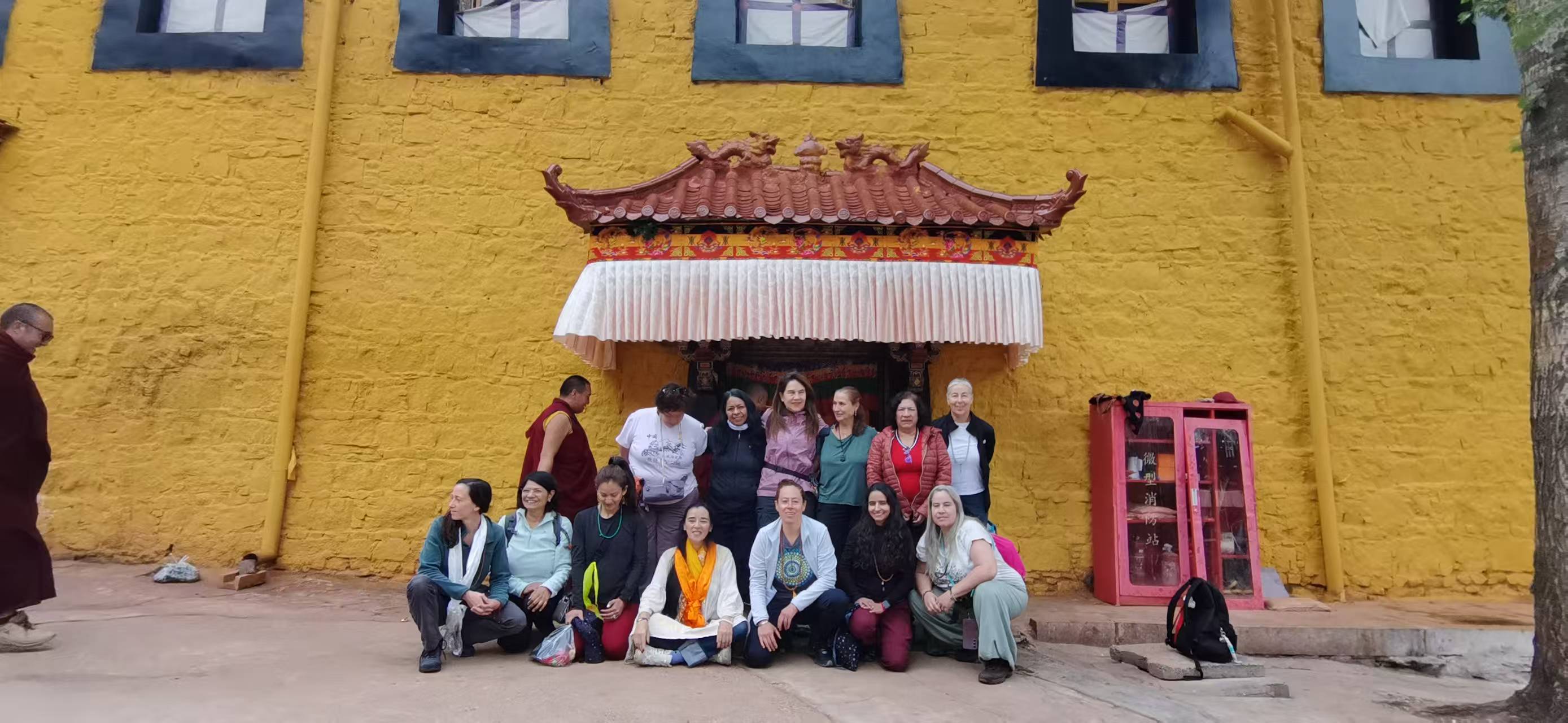 5 Days Lhasa and YamdrokTso Lake Tour